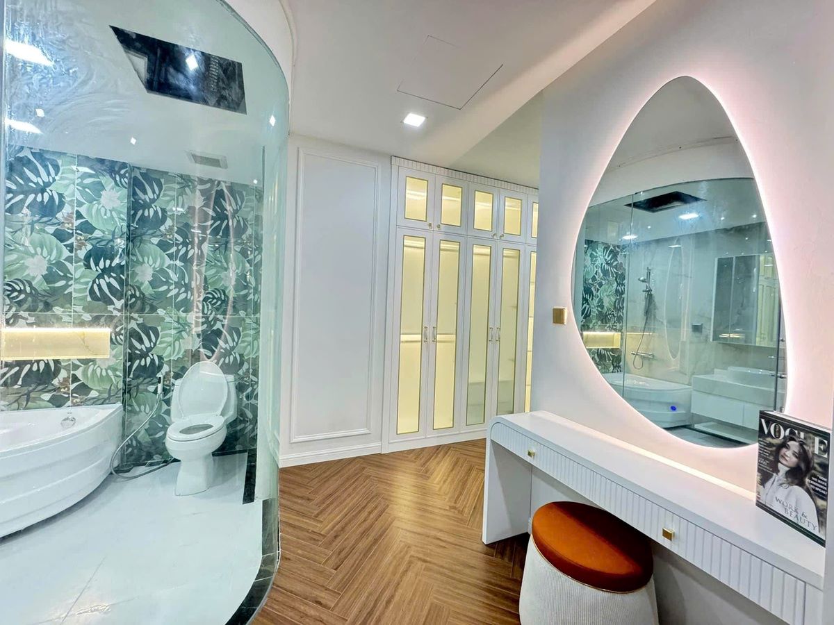 CN Căn hộ Vinhomes Central Park 4 4 Phòng Ngủ 150m2